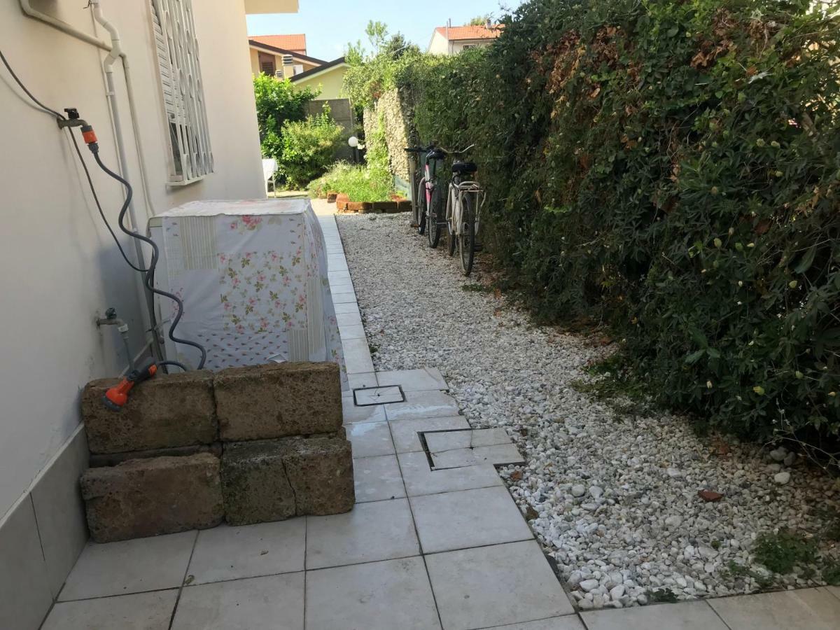 Casa Vacanze Vespucci Torre del Lago Puccini Dış mekan fotoğraf